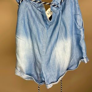 L.O.G.G shorts paper bag waist shorts Size 4